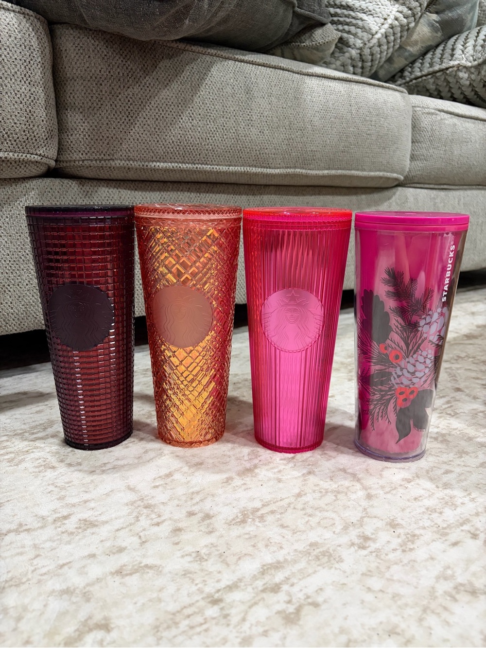 Starbucks Pink & Red Ombre Studded Cold Cup - Holiday Collection NO STRAWS